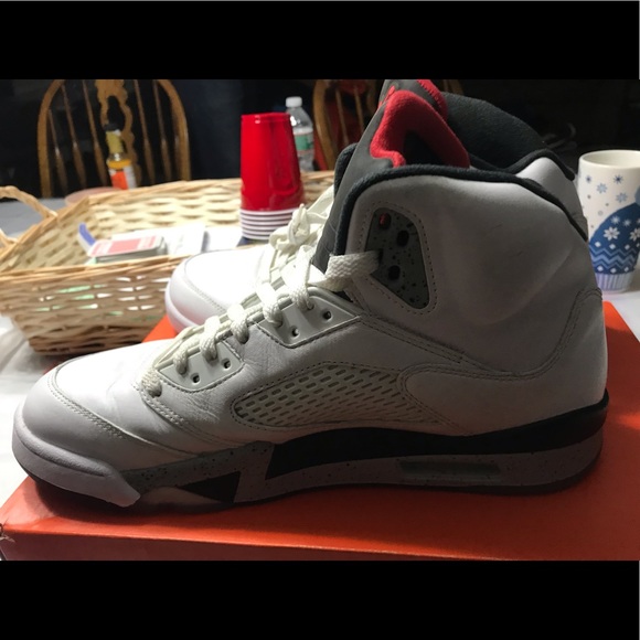 Retro Jordan 5 - Picture 5 of 8